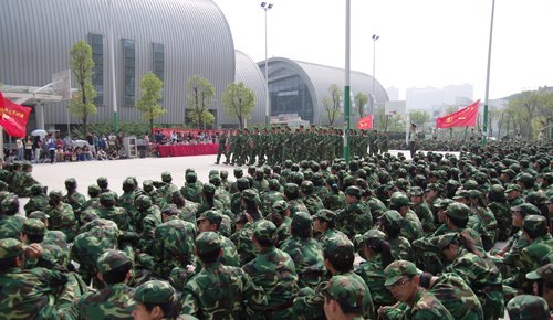 惠州學院2012級學生軍訓圓滿結束
