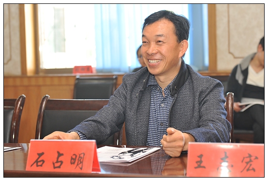 第二屆晉中區(qū)域文化高端(電視)論壇新聞發(fā)布會在晉中學院召開