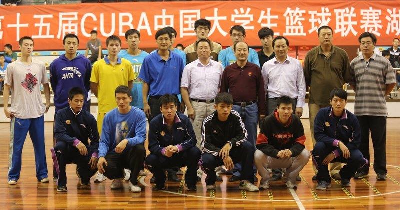 湖北工業(yè)大學(xué)男籃獲CUBA中國大學(xué)生籃球聯(lián)賽湖北省預(yù)賽亞軍