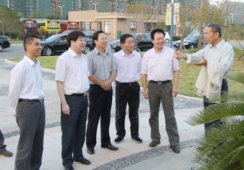 臺州日報(bào)社領(lǐng)導(dǎo)來校考察交流