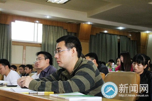 2012年教師崗前培訓開學典禮順利舉行