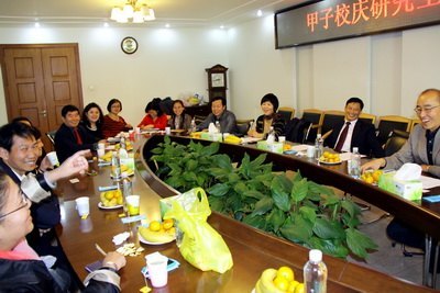 校慶專題:研究生校友座談互敘友情共謀發展
