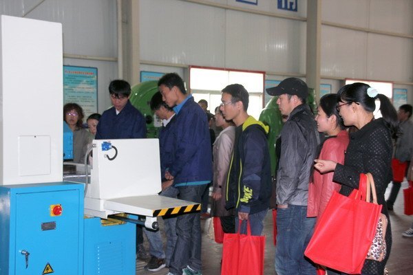 《鄭州教育》通訊員會議在鄭州職業技術學院召開
