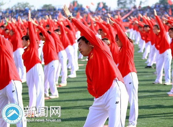 “紅”流席卷秋運(yùn)會(huì)