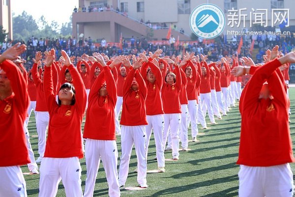 “紅”流席卷秋運(yùn)會(huì)