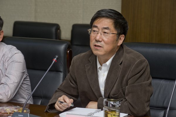 山東省委高校工委副書(shū)記傅華峰來(lái)校調(diào)研