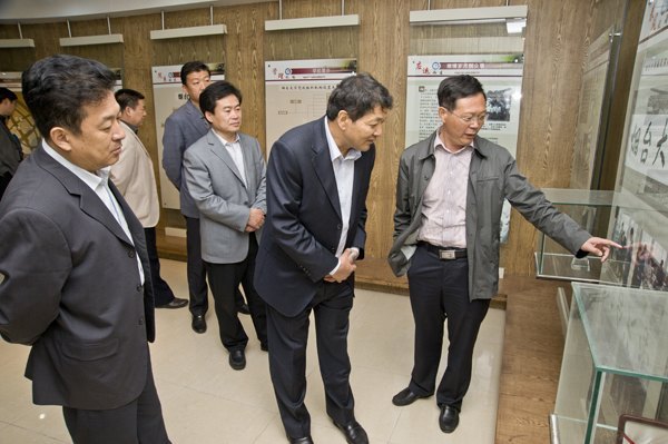 山東省民委副主任馬銀平來校調研