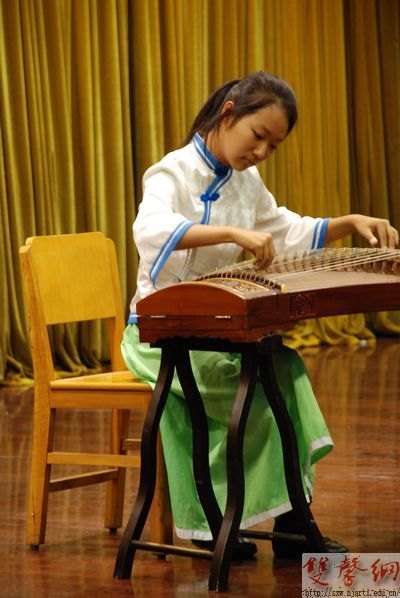 南京藝術(shù)學院“高雅藝術(shù)進校園”走進無錫市第一中學