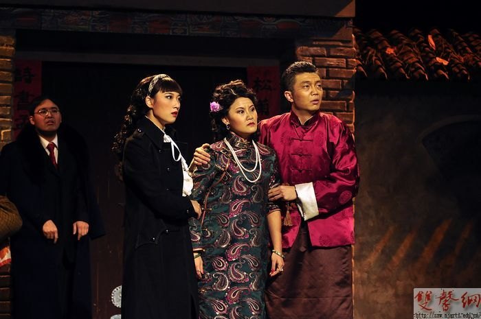 影視學院09表畢業大戲《四世同堂》為百年校慶助力上演