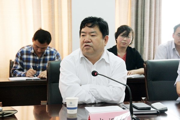 鄭州職業技術學院召開2013年爭創省級文明單位工作推進會