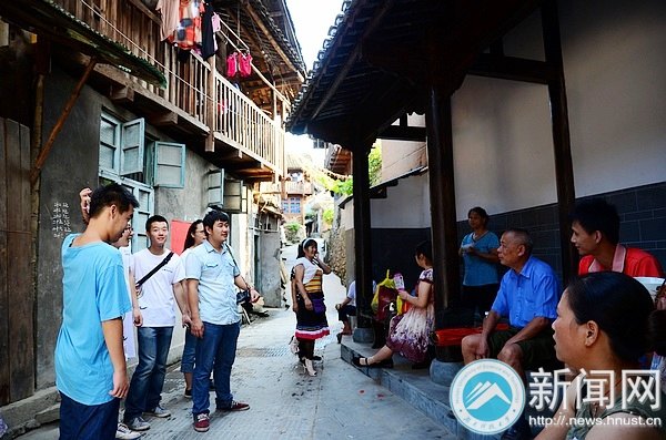 湖南科技大學(xué)師生遠(yuǎn)赴懷化山區(qū) 探尋非物質(zhì)文化遺產(chǎn)——神秘的儺戲