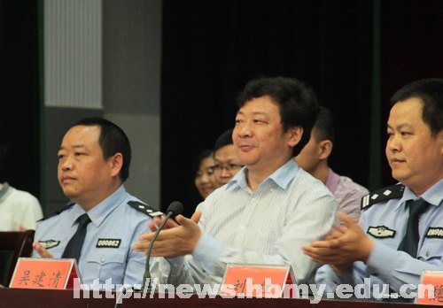 “警察姐姐進校園 安全文明在身邊”主題活動在湖北民族學院啟動