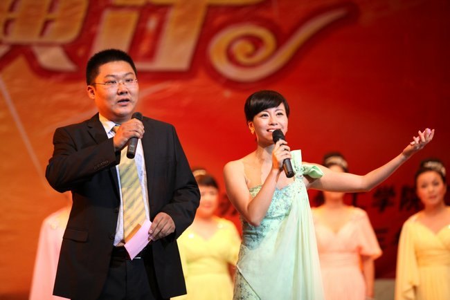 頌祖國歌聲嘹亮 展風采灑播馨香 “常工之聲”文藝演出圓滿落幕