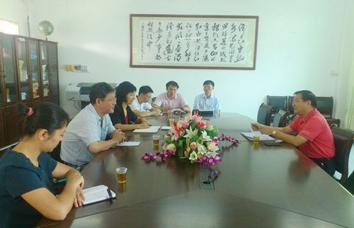 許玩宏副院長(zhǎng)到旅游系調(diào)研
