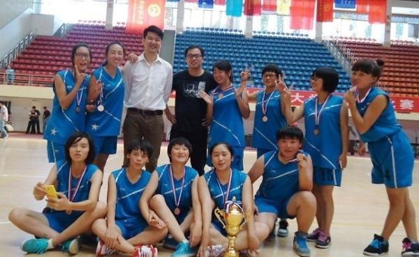 長沙師范學校榮獲2013年湖南省大學生籃球賽學院女子組季軍