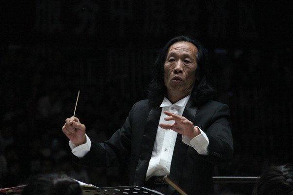 2013年“高雅藝術進校園”河南交響樂團到鄭州職業技術學院進行專場演出