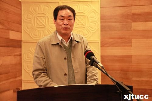 西安交通大學(xué)城市學(xué)院愛國主義教育暨教學(xué)實(shí)驗(yàn)基地掛牌儀式隆重舉行