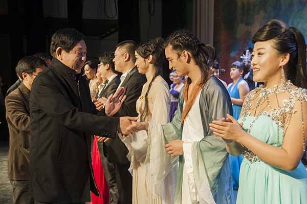 2013年高雅藝術進校園活動在煙臺大學精彩上演