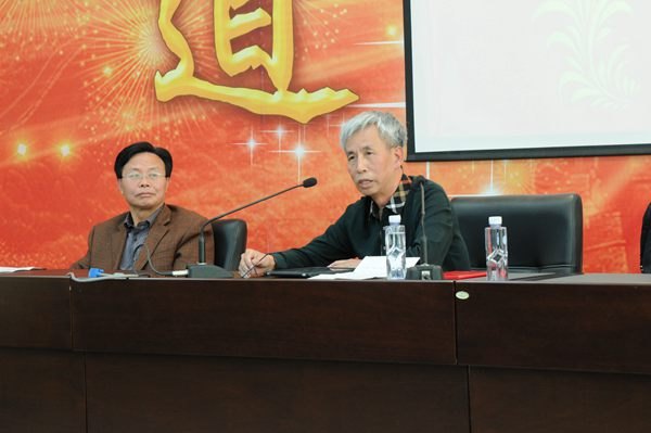 香港著名作家巴桐來校講學并受聘三明學院客座教授
