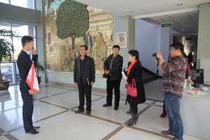平遙現代工程技術學校副校長郝英明一行來山東旅游職業學院參觀考察