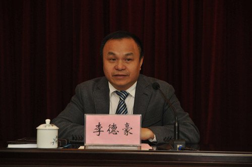 “肇英集團獎助學金”發放儀式在廣東石油化工學院隆重舉行