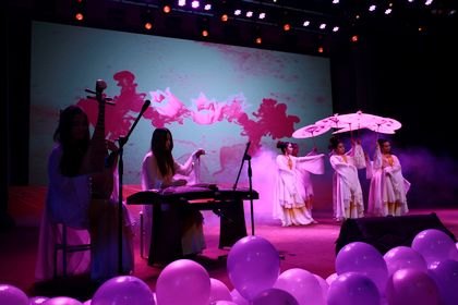 激情飛揚(yáng) 青春夢(mèng)想研究生學(xué)院舉辦2014年研究生元旦晚會(huì)