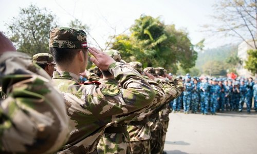別了,軍訓