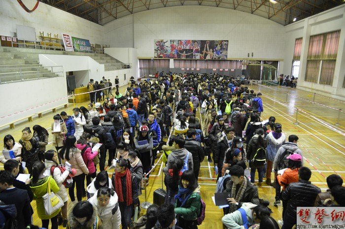 【圖片新聞】直擊南藝藝考報名現(xiàn)場