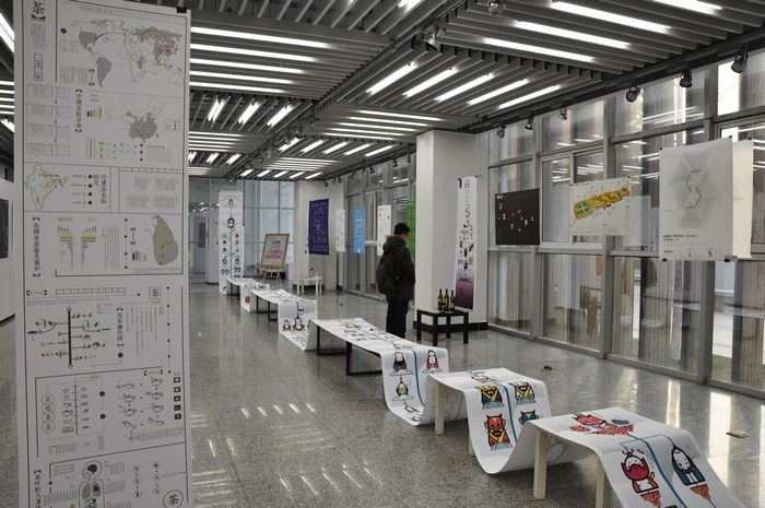 設(shè)計(jì)學(xué)院舉辦“讀圖時(shí)代--平面設(shè)計(jì)課程展”