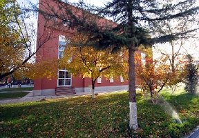 貴陽醫學院神奇民族醫藥學院圖片