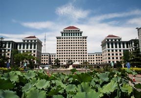 天津商業大學寶德學院圖片